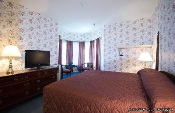 Lake View Hotel แมคคิแนคไอแลนด์ ภายนอก รูปภาพ